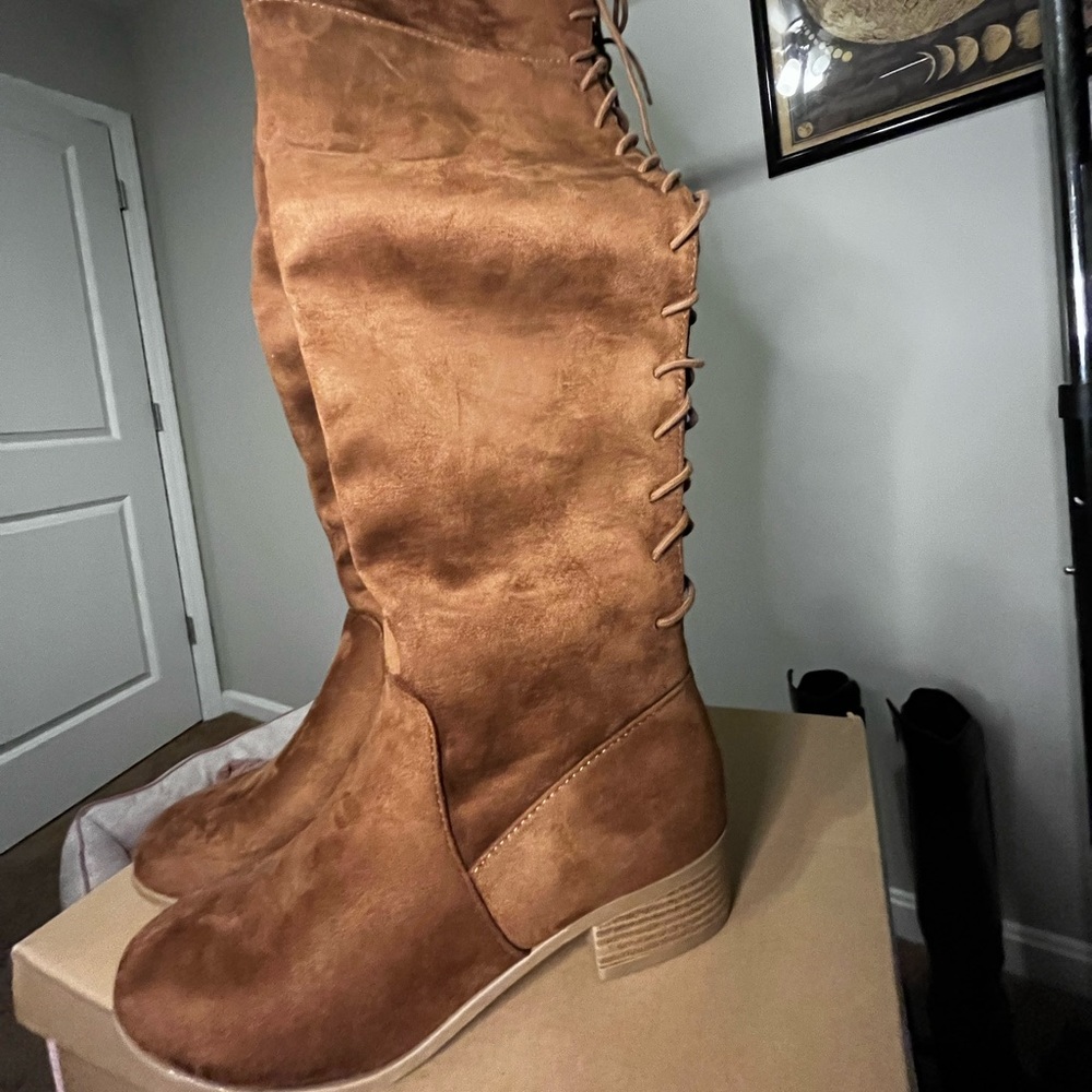 Tall Vintage Charlotte Russe Flat Brown Suede Boots